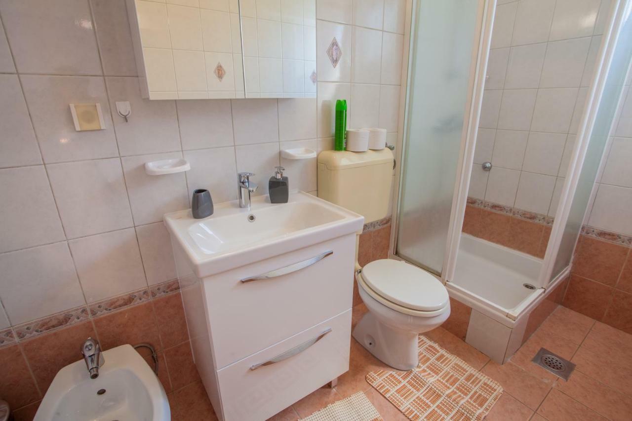 Guesthouse Maver ツレス エクステリア 写真