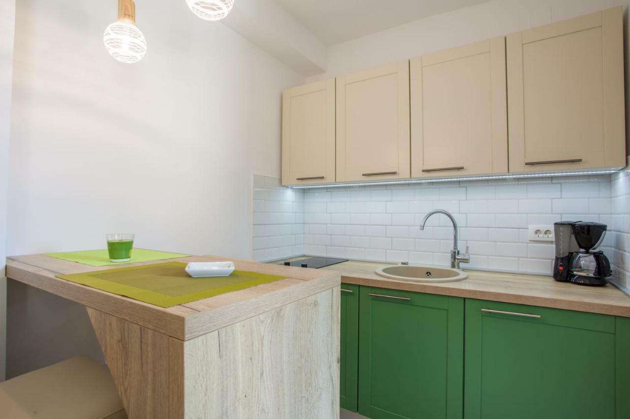 Guesthouse Maver ツレス エクステリア 写真